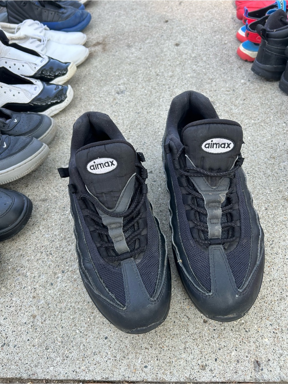 Airmax Boys Nike Black Athletic Sneakers